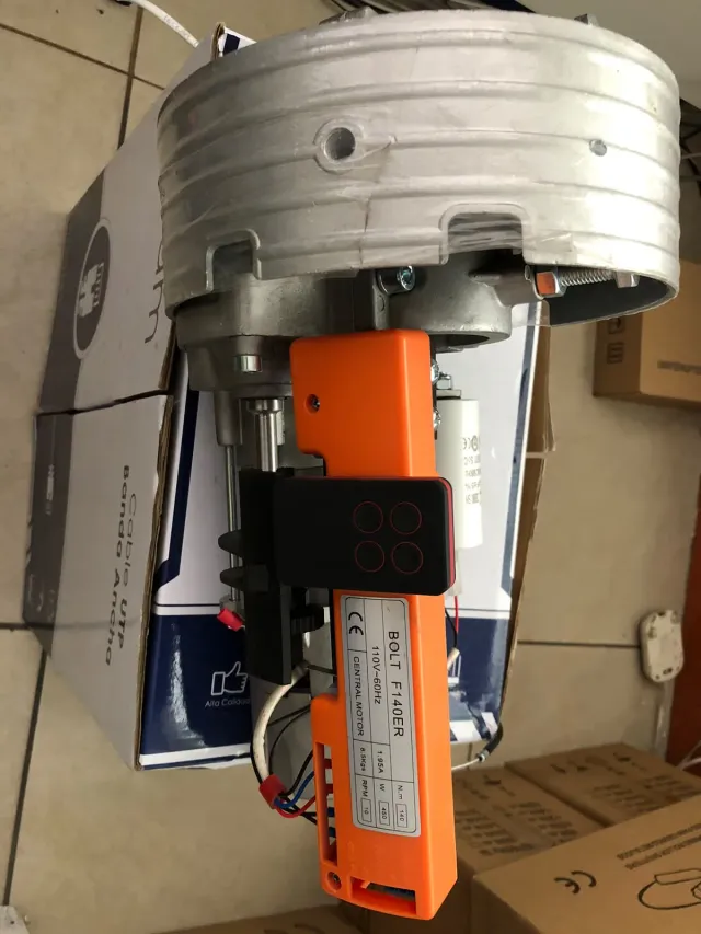 Motor central enrollable BOLT F140ER